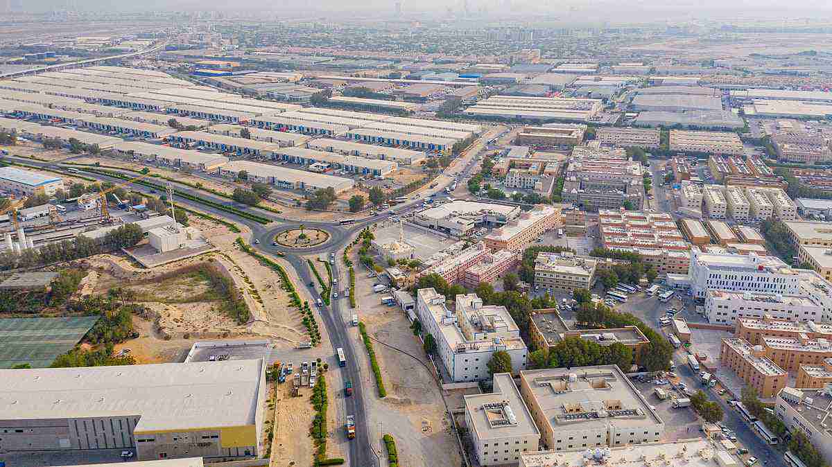 دي آي بي هولدينغ تطرح أول اكتتاب عام إماراتي لعام 2026