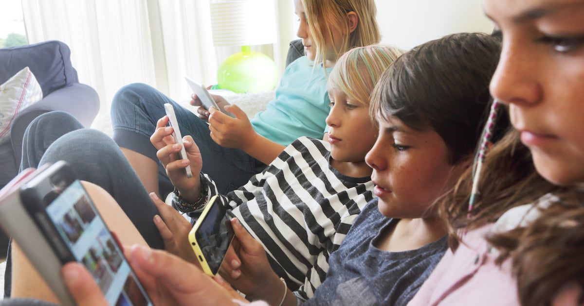 UAE doctors report sharp rise in children's screen-time health issues