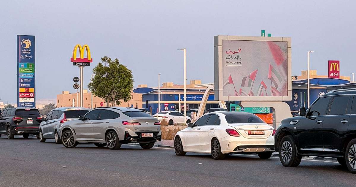 ارتفاع أسعار البنزين في الإمارات بنسبة 16% تقريبا في أكتوبر
